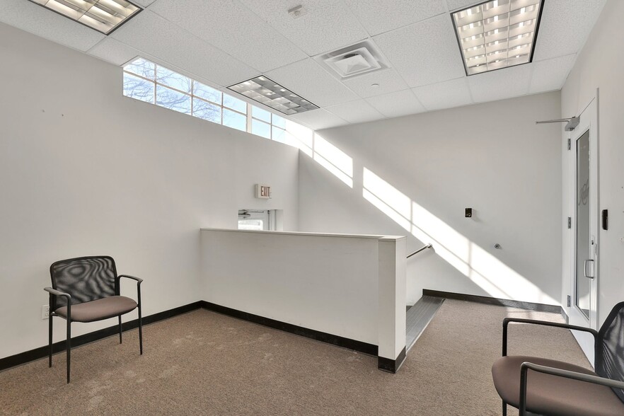 More Photos Of 16 Harrison Ave, Yonkers Warehouse For Lease
