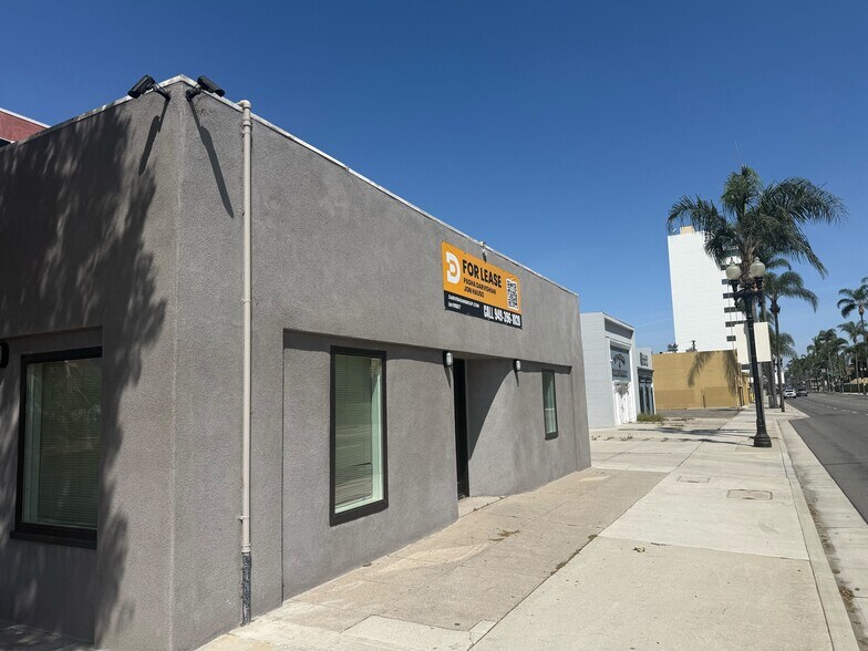 More Photos Of 301-311 W Civic Center Dr, Santa Ana Office For Lease