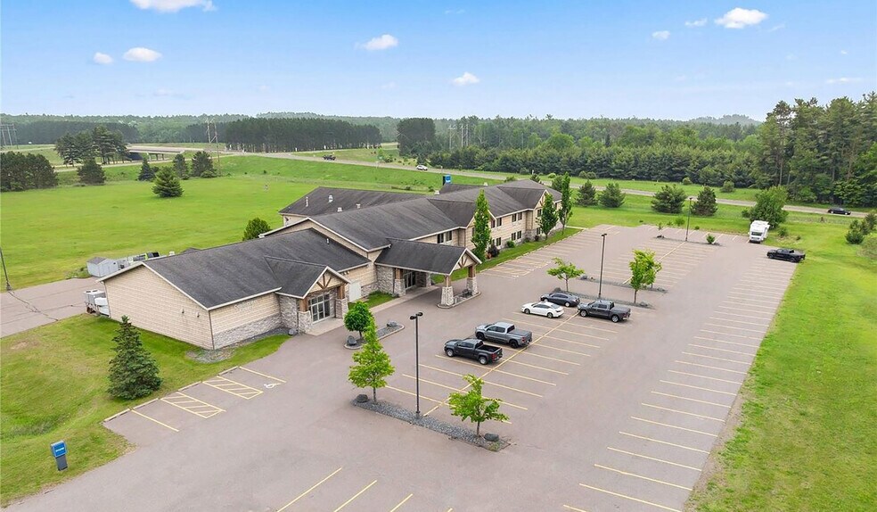 More Photos Of 1738 Comfort Dr, Tomahawk Hotel For Sale