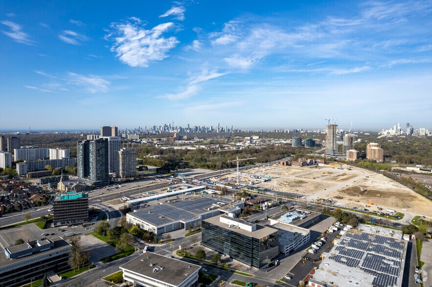 More Photos Of 18 Wynford Dr, Toronto Medical For Sale