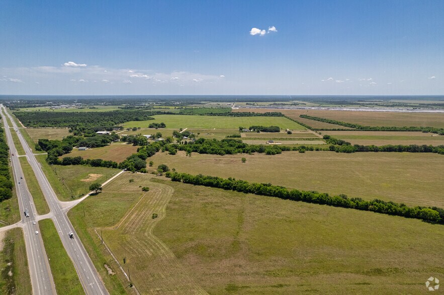 More Photos Of 4445 Highway 90 W, Dayton Warehouse For Sale