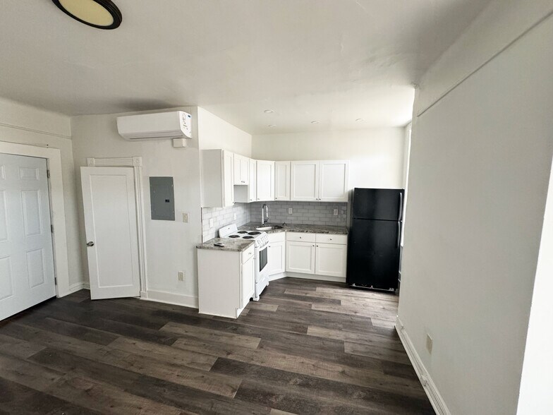 More Photos Of 1303 N Charles St, Baltimore Apartments For Sale