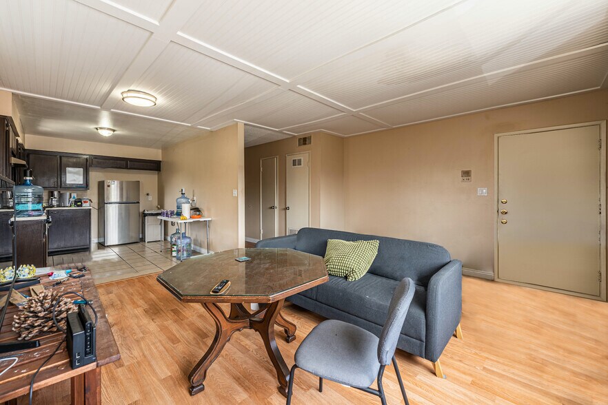 More Photos Of 1745 S Harvard Blvd, Los Angeles Apartments For Sale