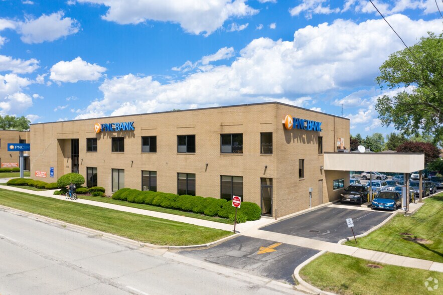 More Photos Of , Palos Hills Office For Sale