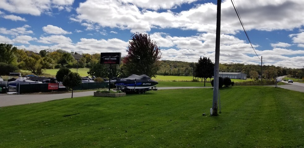 More Photos Of 2101 Route 176, Prairie Grove Showroom For Sale