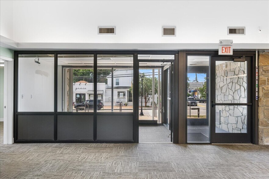 More Photos Of 43 Pennsylvania Ave, Niantic Bank For Lease
