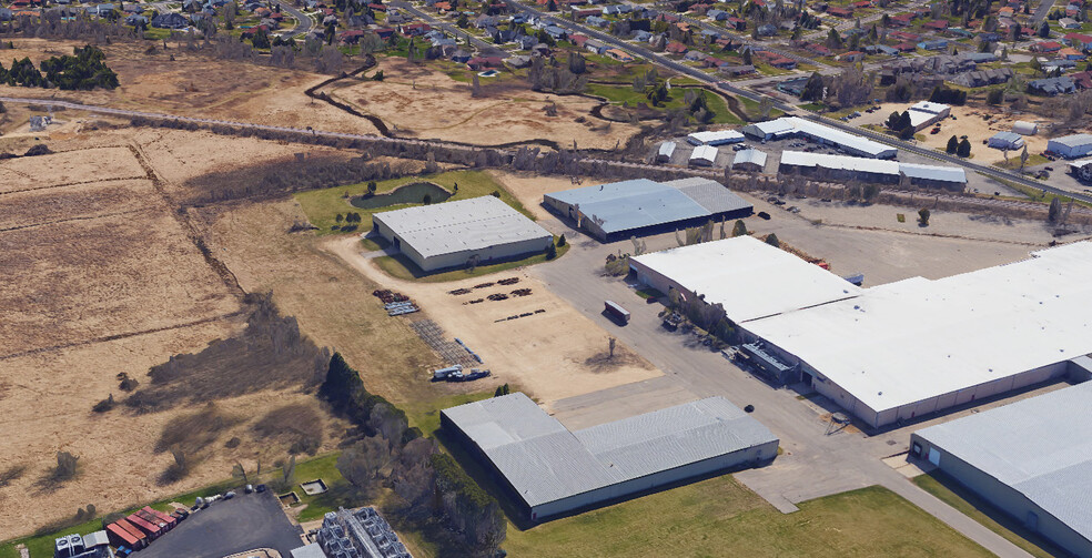 Primary Photo Of 550 S Division St, Waunakee Industrial For Lease