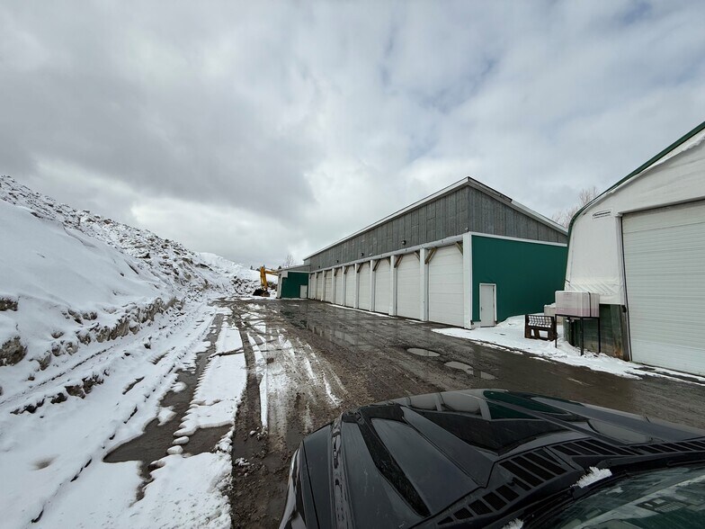 Primary Photo Of 4084 Albion Rd, Ottawa Industrial For Sale