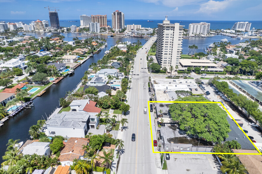 Primary Photo Of 2400 E Las Olas Blvd, Fort Lauderdale Storefront Retail Office For Sale