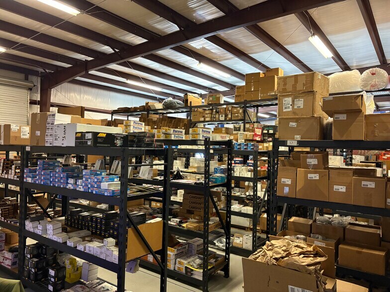 More Photos Of 3818 Caboose Pl, Sanford Warehouse For Lease