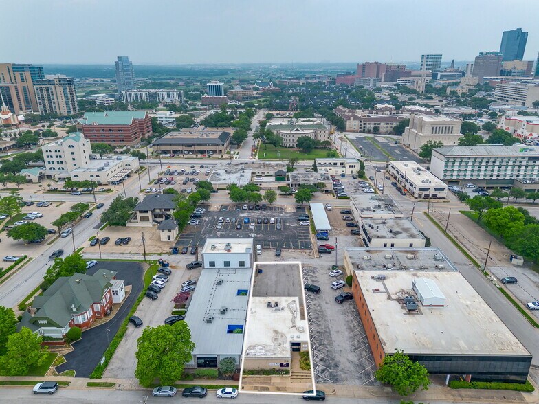 More Photos Of 1212 W El Paso St, Fort Worth Loft Creative Space For Sale