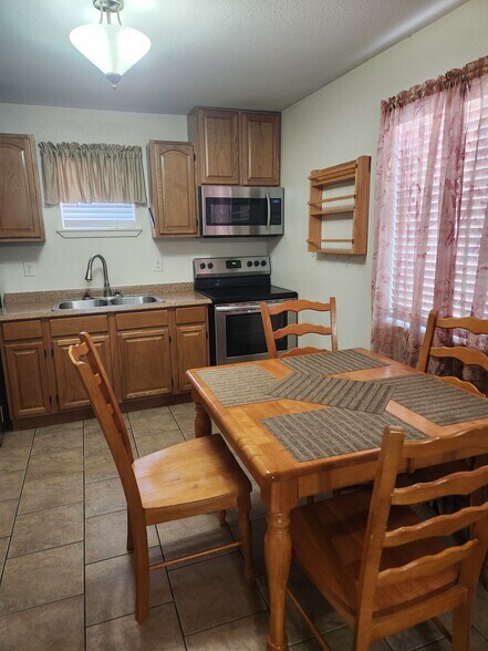 More Photos Of 23927 Alanwood Dr, San Antonio Manufactured Housing Mobile Home Park For Sale
