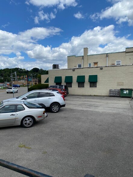 More Photos Of 415 Chartiers Ave, Carnegie Office For Sale