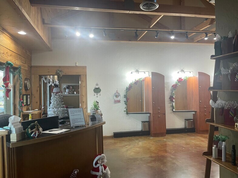 More Photos Of 1427-1435 N Highway 67, Cedar Hill Unknown For Lease