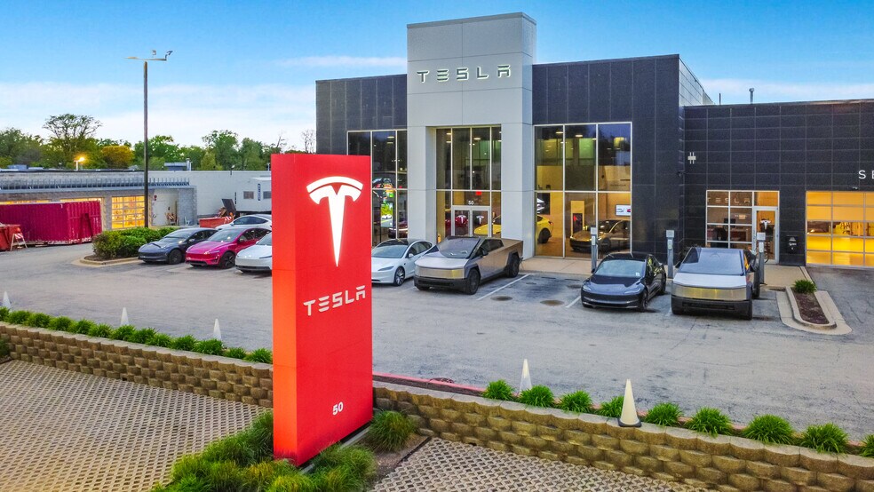 More Photos Of 50 W Ogden Ave, Westmont Auto Dealership For Sale