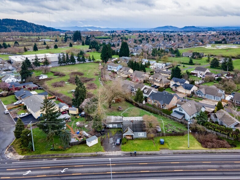 More Photos Of 3425 Coburg Rd, Eugene Land For Sale