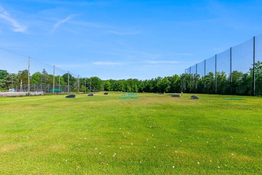 More Photos Of 5075 Crain Hwy, La Plata Golf Course Driving Range For Sale