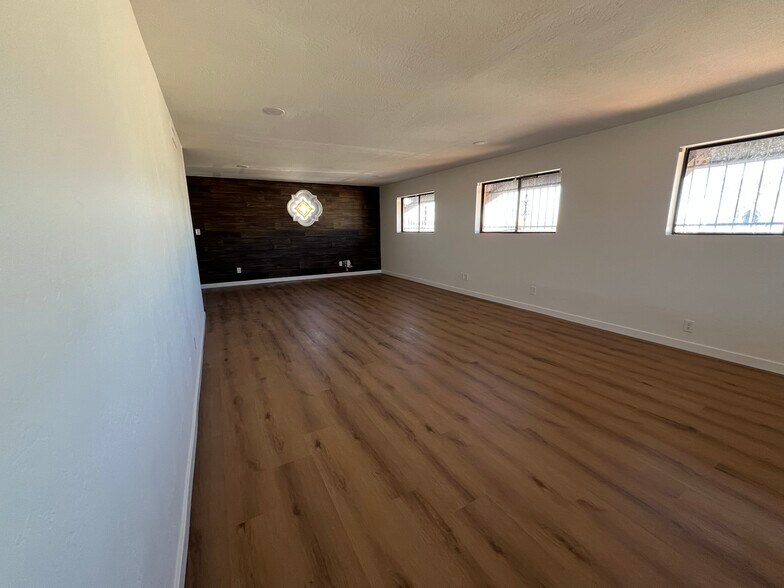 More Photos Of 3335 N 16th St, Phoenix Loft Creative Space For Lease