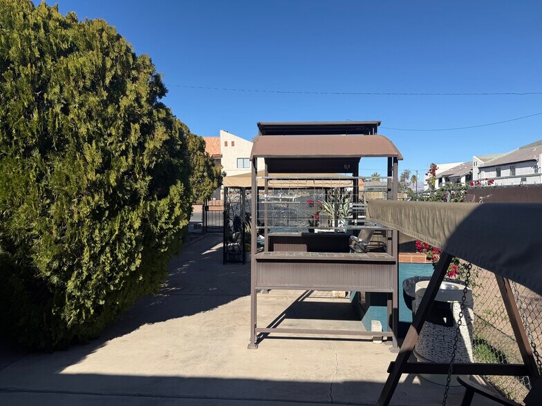 More Photos Of 1812 Lewis Ave, Las Vegas Apartments For Sale