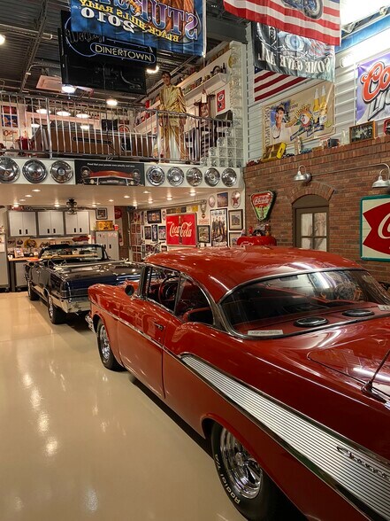 More Photos Of 9181 Commerce Center Cir, Highlands Ranch Self Storage For Sale