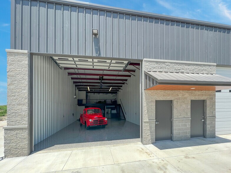 More Photos Of 16571 Broadway St, Glenpool Self Storage For Sale