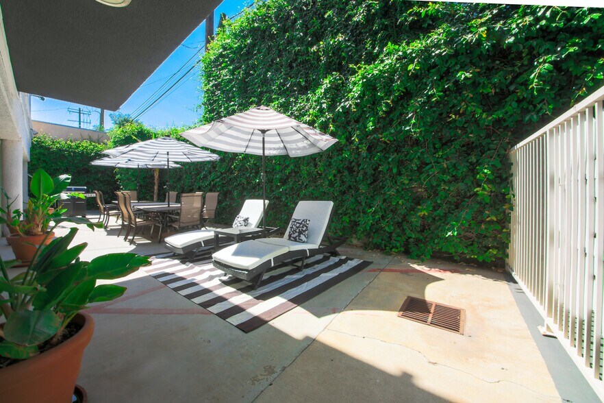 More Photos Of 13028 Valleyheart Dr, Studio City Apartments For Sale