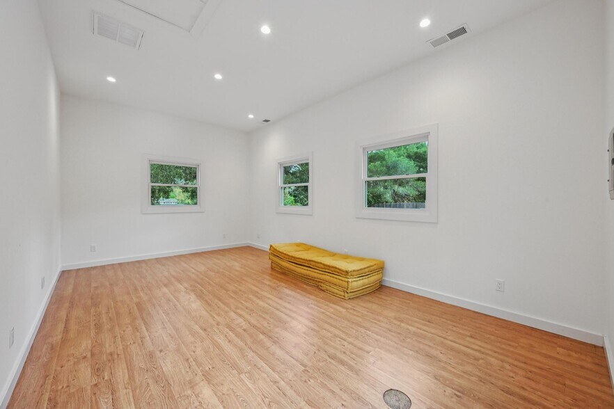 More Photos Of 1605 Lucas Valley Rd, San Rafael Healthcare For Sale