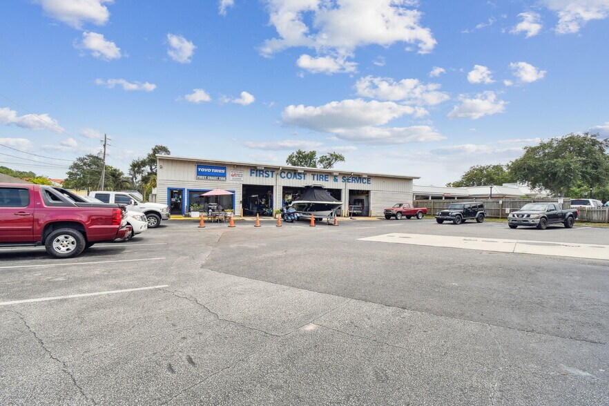 More Photos Of 2350 N Ponce De Leon Blvd, Saint Augustine Service Station For Sale