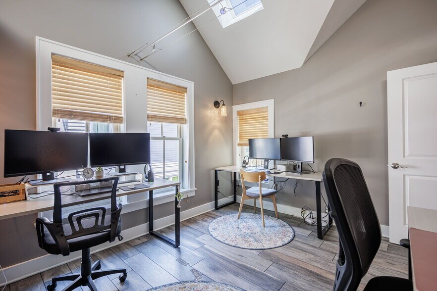 More Photos Of 383 Park Ave, Rochester Office Residential For Sale