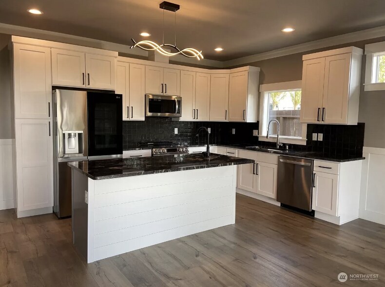 More Photos Of 1315 Nanto rd, Moses Lake Apartments For Sale