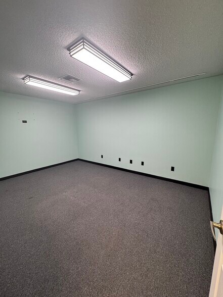 More Photos Of 1399 SE Port St Lucie Blvd, Port Saint Lucie Office For Lease