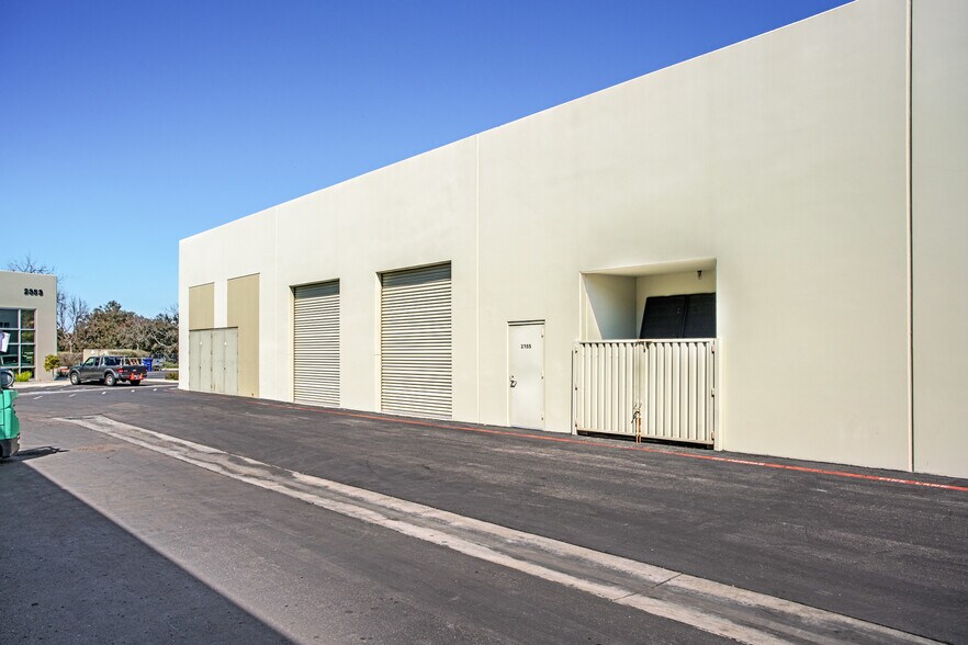 More Photos Of 2355 La Mirada Dr, Vista Warehouse For Sale