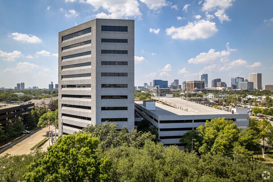 More Photos Of 3900 Essex Ln, Houston Office For Lease