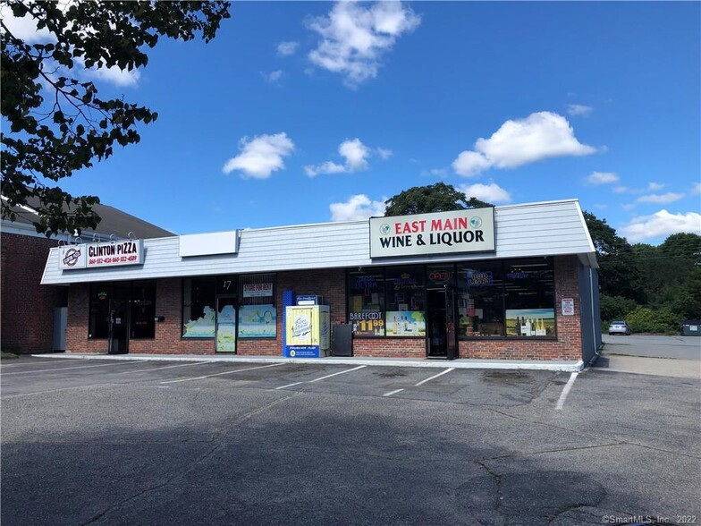 Primary Photo Of 17 E Main St, Clinton Storefront For Lease