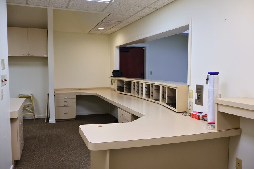 More Photos Of 1108 E Chocolate Ave, Hershey Medical For Sale