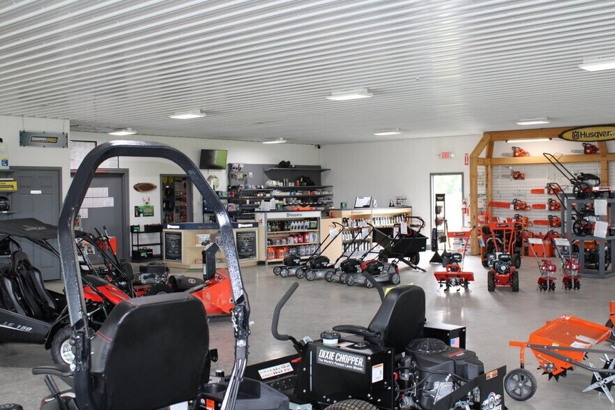 More Photos Of 1854 SR-49 Hwy, Arcanum Flex For Sale