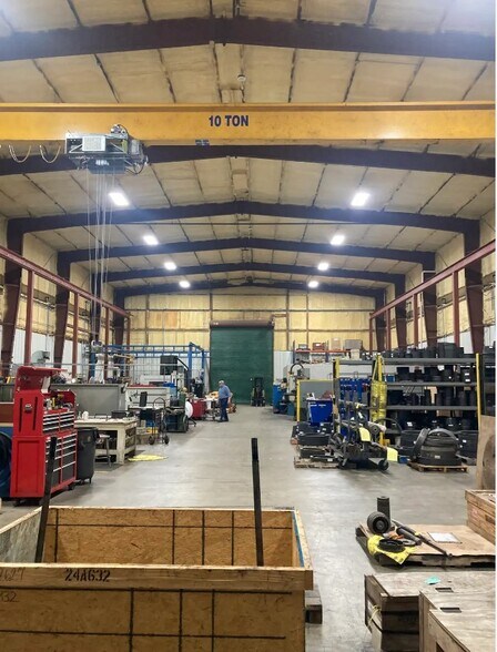 More Photos Of 11997 Airline Hwy, Baton Rouge Warehouse For Lease