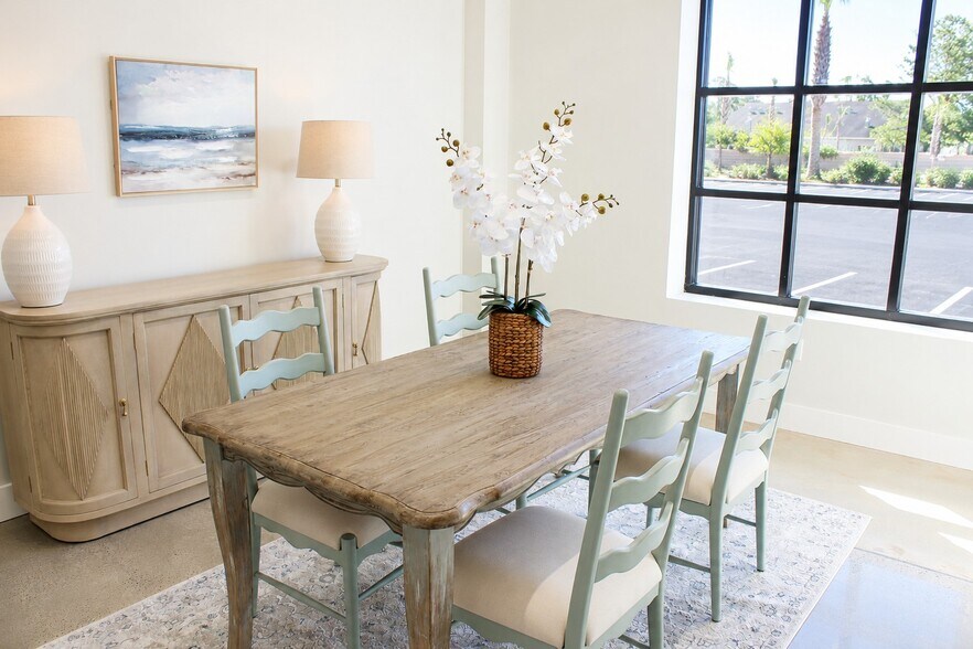 More Photos Of 9 Alpine Ct, Brunswick Flex For Lease