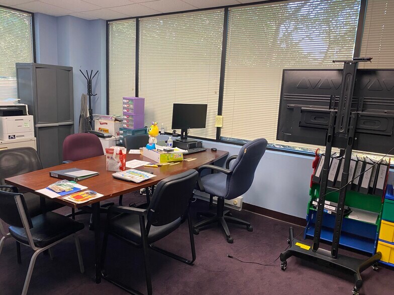 More Photos Of 601 Bethlehem Pike, Montgomeryville Medical For Sale