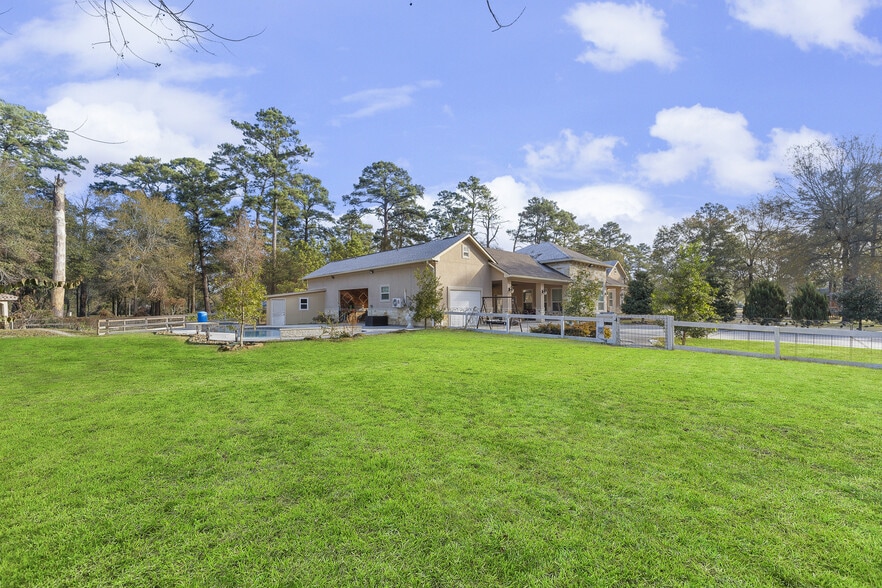 More Photos Of 22321 Mossy Oaks Rd, Spring Land For Sale