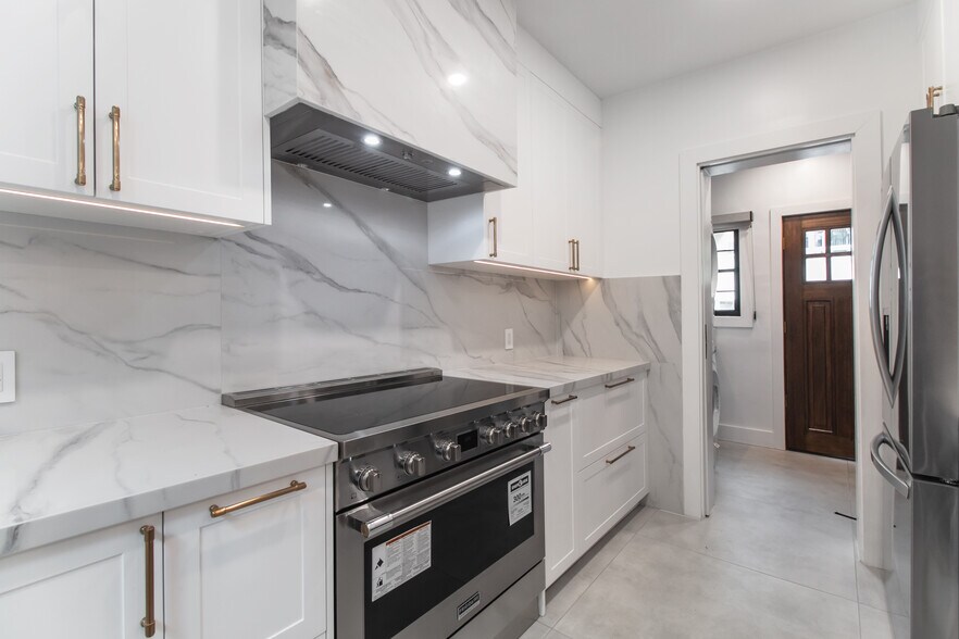 More Photos Of 1718-1726 N Vista St, Los Angeles Apartments For Sale