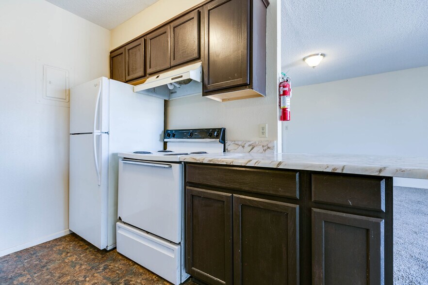 More Photos Of 1707-1717 Greenwood St, San Angelo Apartments For Sale