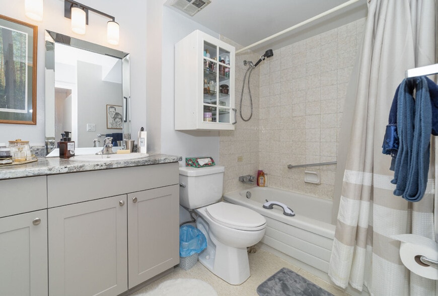 More Photos Of 4 Robert St, Arnprior Apartments For Sale