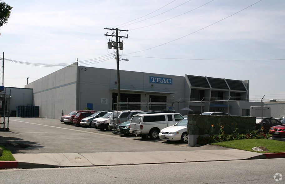 Primary Photo Of 1734 Aeros Way, Montebello Warehouse For Lease