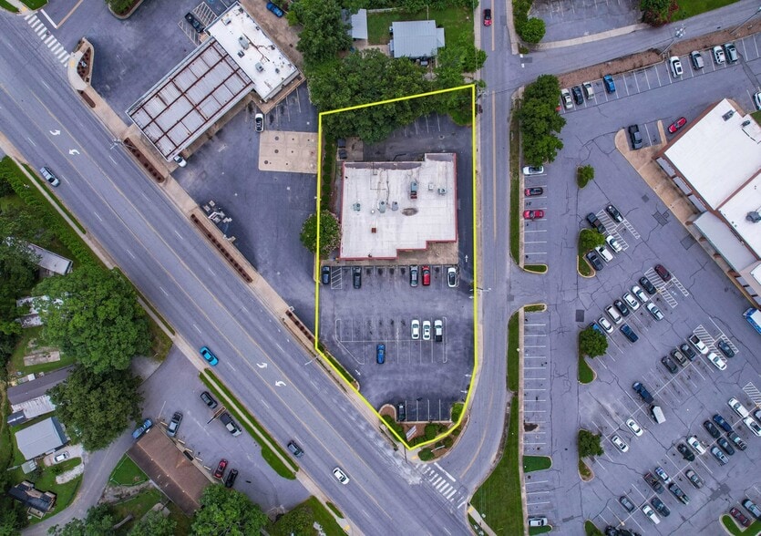 More Photos Of 671 Spartanburg Hwy, Hendersonville Restaurant For Sale