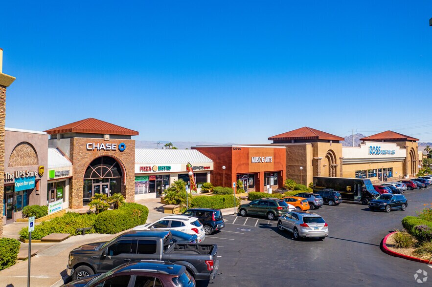 More Photos Of 601-649 N Stephanie St, Henderson Unknown For Lease