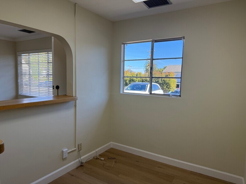 More Photos Of 1077 Cass St, Monterey Medical For Lease