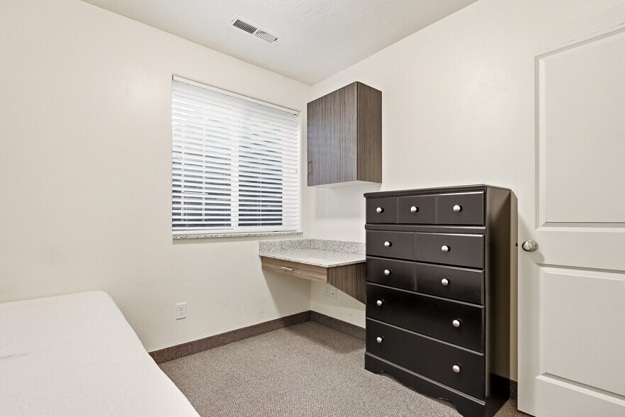 More Photos Of 119 N 800 W, Cedar City Apartments For Sale