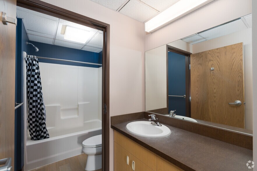 More Photos Of 404 2nd St, Cheney Apartments For Lease