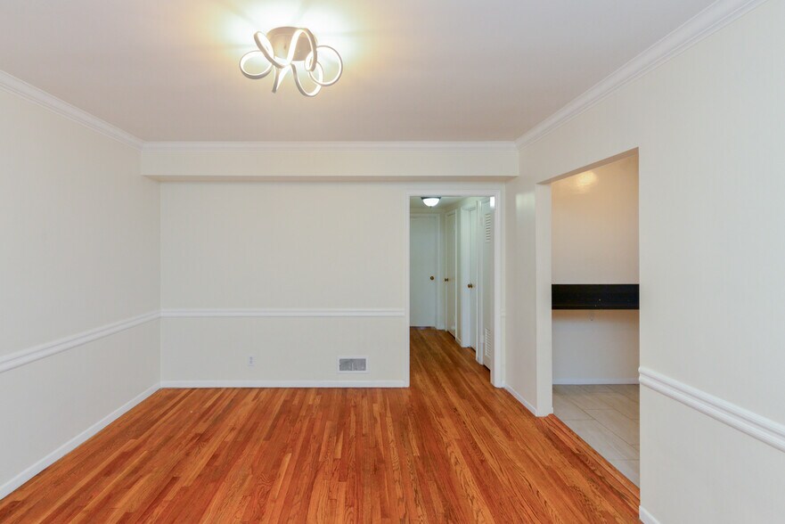 More Photos Of 3520-3530 W 5th St, Los Angeles Apartments For Sale